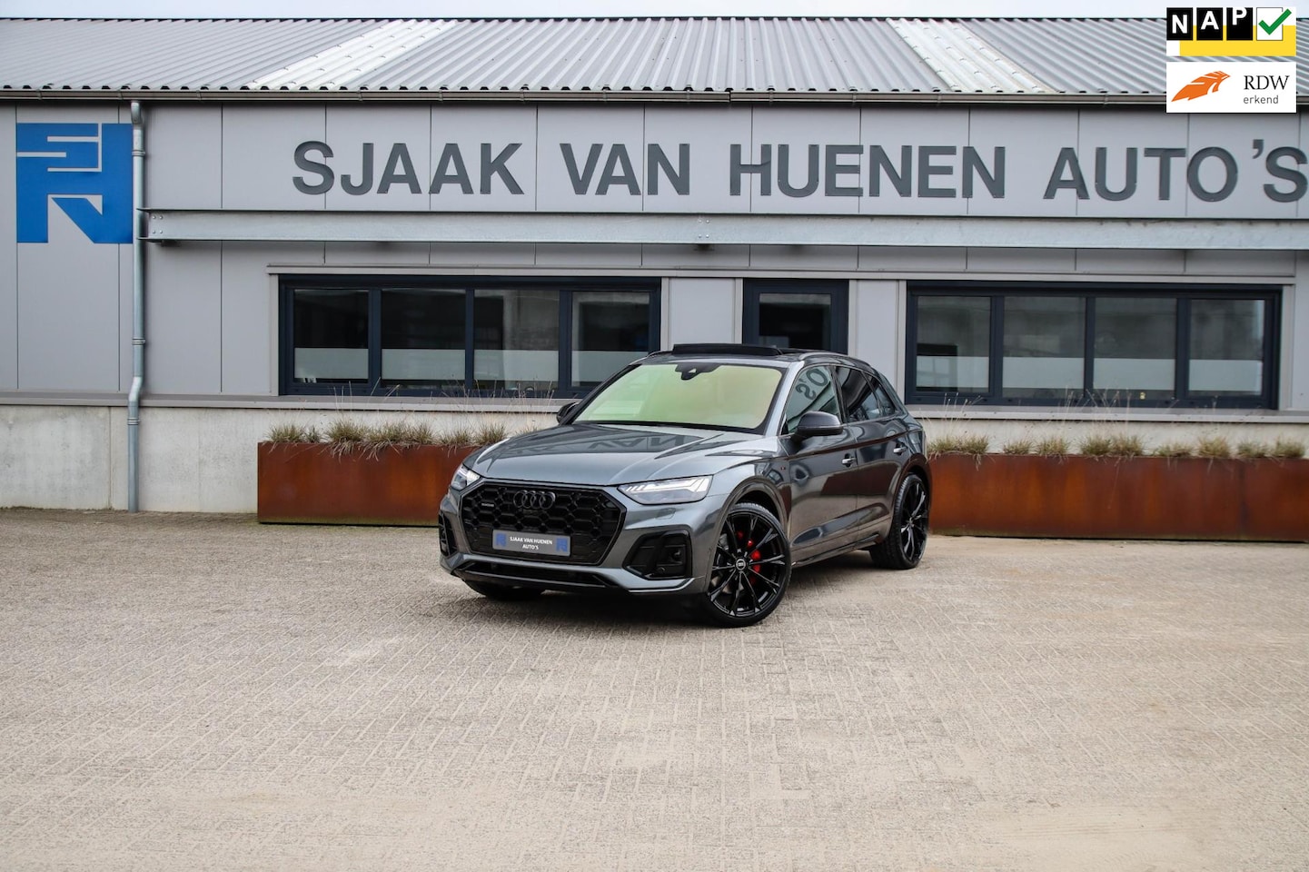 Audi Q5 - 55 TFSI e Quattro Competition S Edition S-Line 367pk Automaat Panoramadak|Virtual Cockpit| - AutoWereld.nl