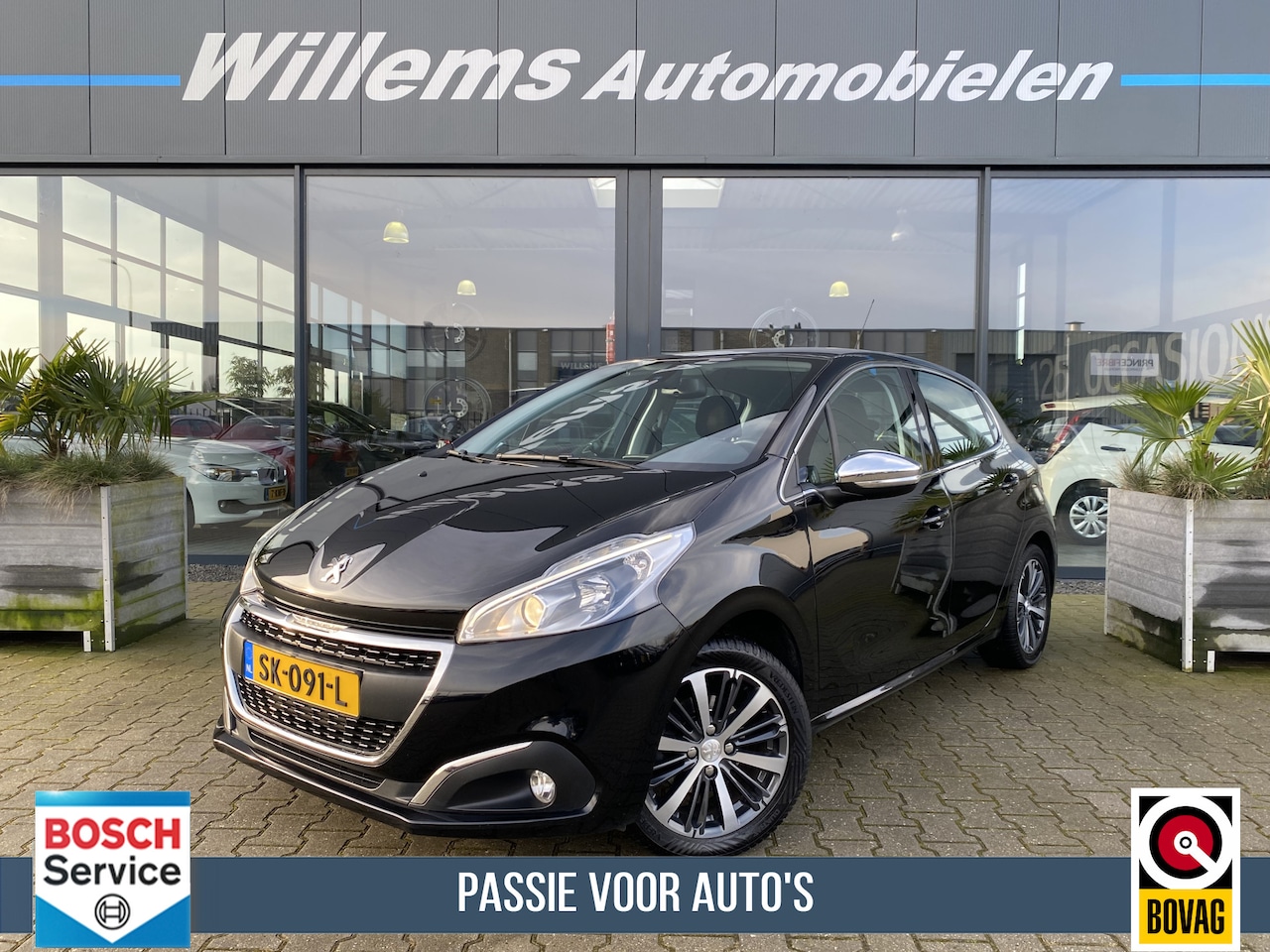 Peugeot 208 - 1.2 PureTech Allure Camera, Trekhaak & Cruise Control - AutoWereld.nl