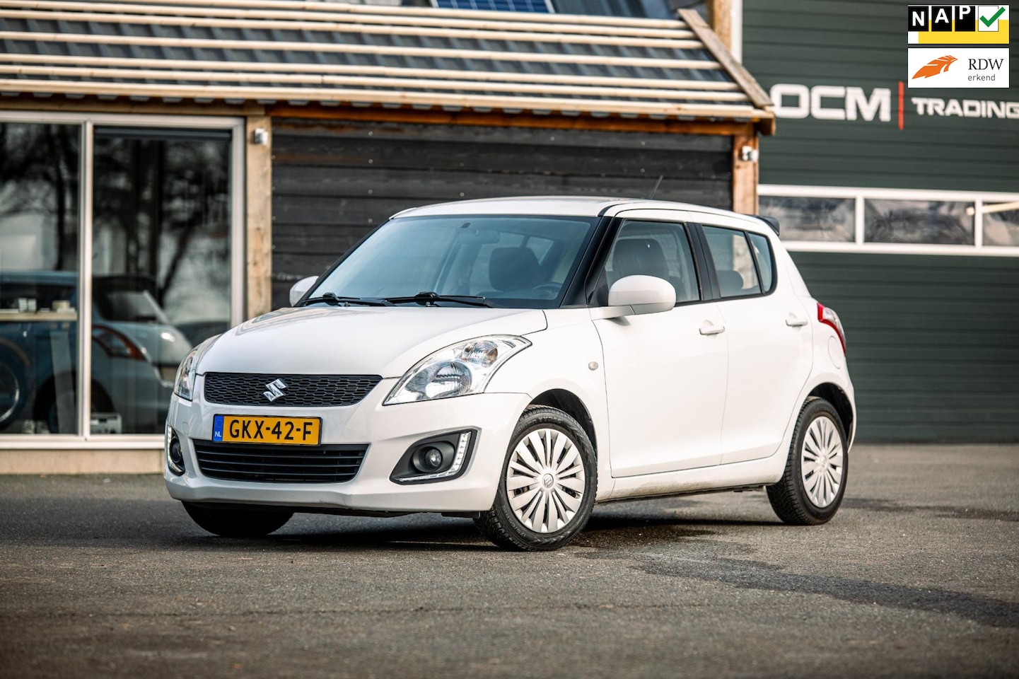 Suzuki Swift - 1.2 Comfort Airco Nieuwstaat 5 deurs - AutoWereld.nl