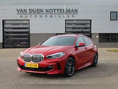 BMW 1-serie - 118i High Executive / M Sport / Panoramadak / Schaalstoelen / N.A.P