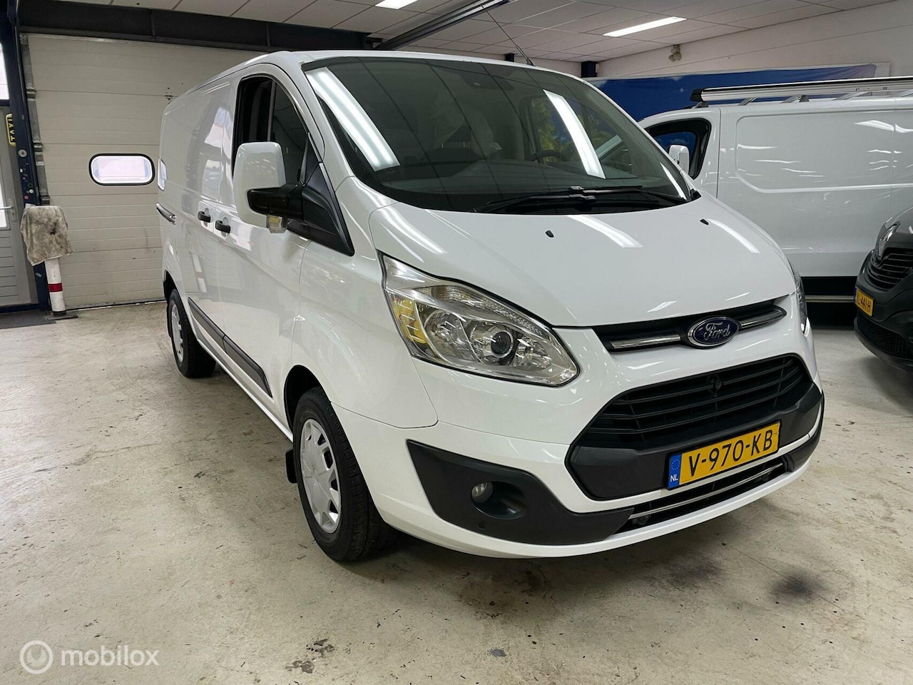 Ford Transit Custom - 270 2.0 TDCI L1H1 Ambiente 270 2.0 TDCI L1H1 Ambiente - AutoWereld.nl