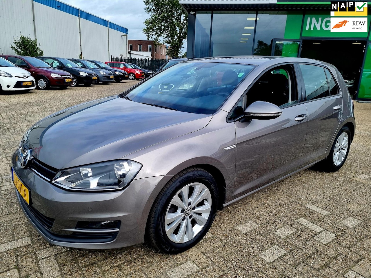 Volkswagen Golf - 1.0 TSI BUSINESS EDITION CONNECTED 2016 - AutoWereld.nl