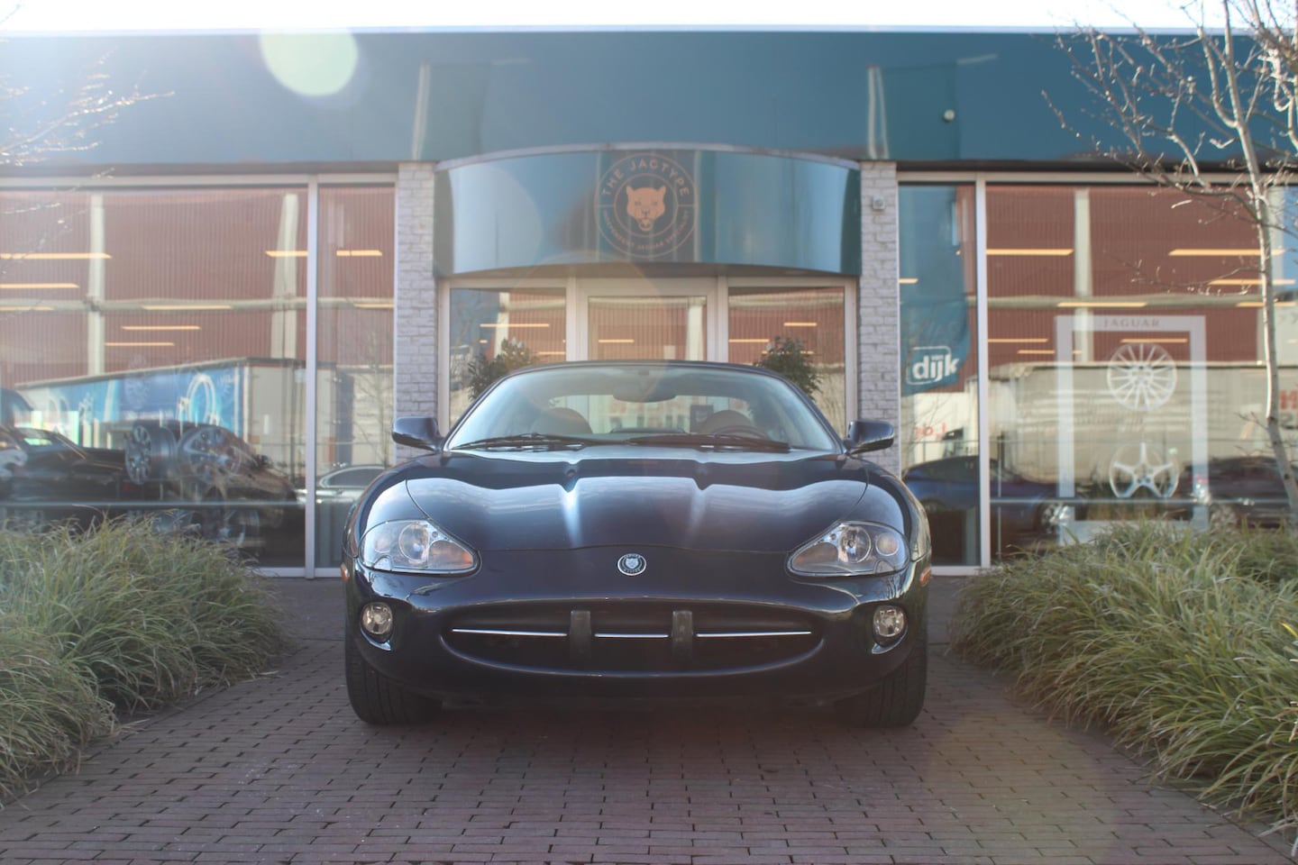 Jaguar XK8 - 4.0 V8 Coupé 4.0 V8 Coupé - AutoWereld.nl