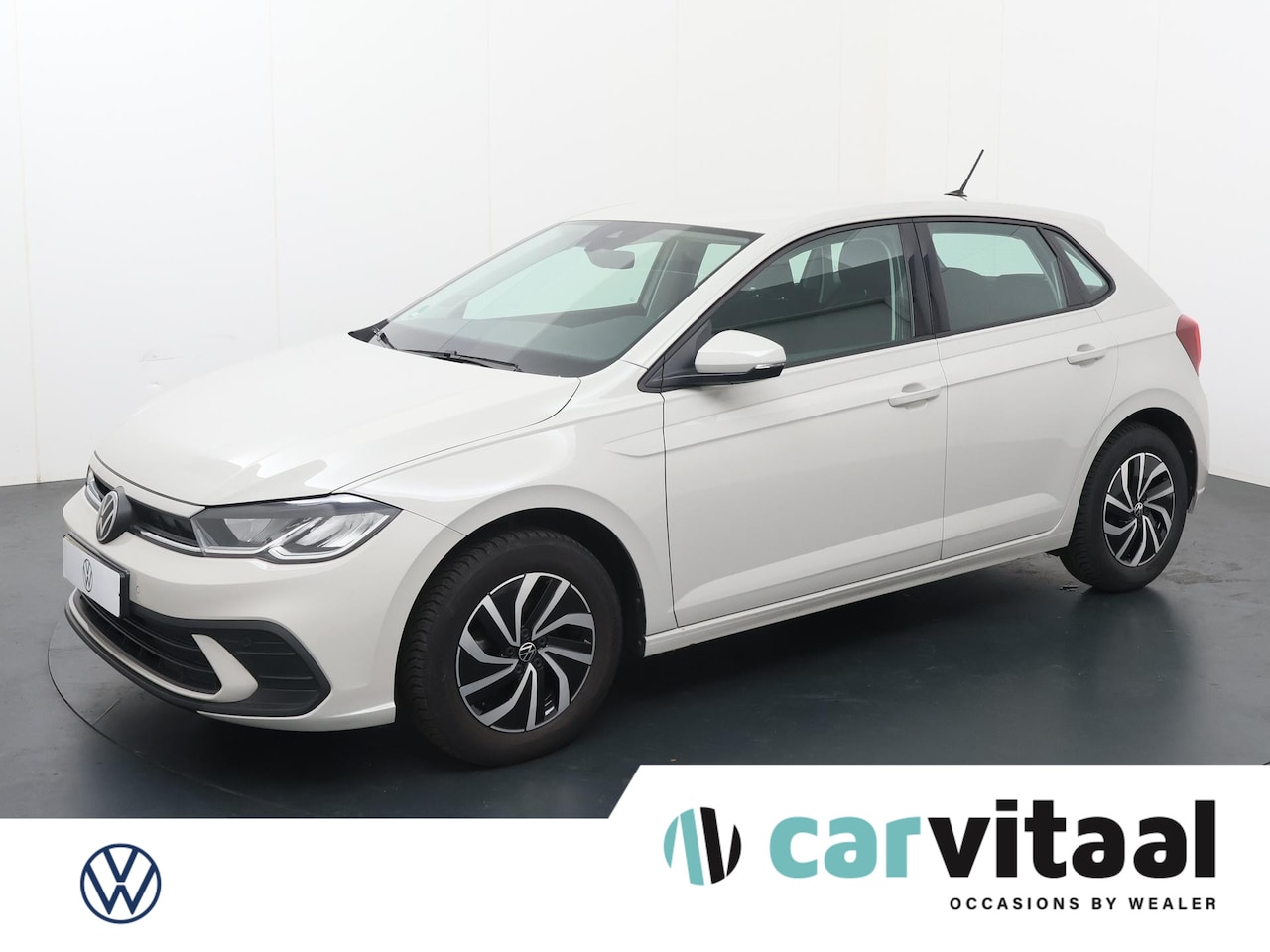 Volkswagen Polo - 1.0 TSI Life | 95 PK | Parkeersensoren voor en achter | Navigatiesysteem | Apple CarPlay / - AutoWereld.nl