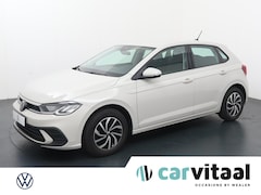 Volkswagen Polo - 1.0 TSI Life | 95 PK | Parkeersensoren voor en achter | Navigatiesysteem | Apple CarPlay /