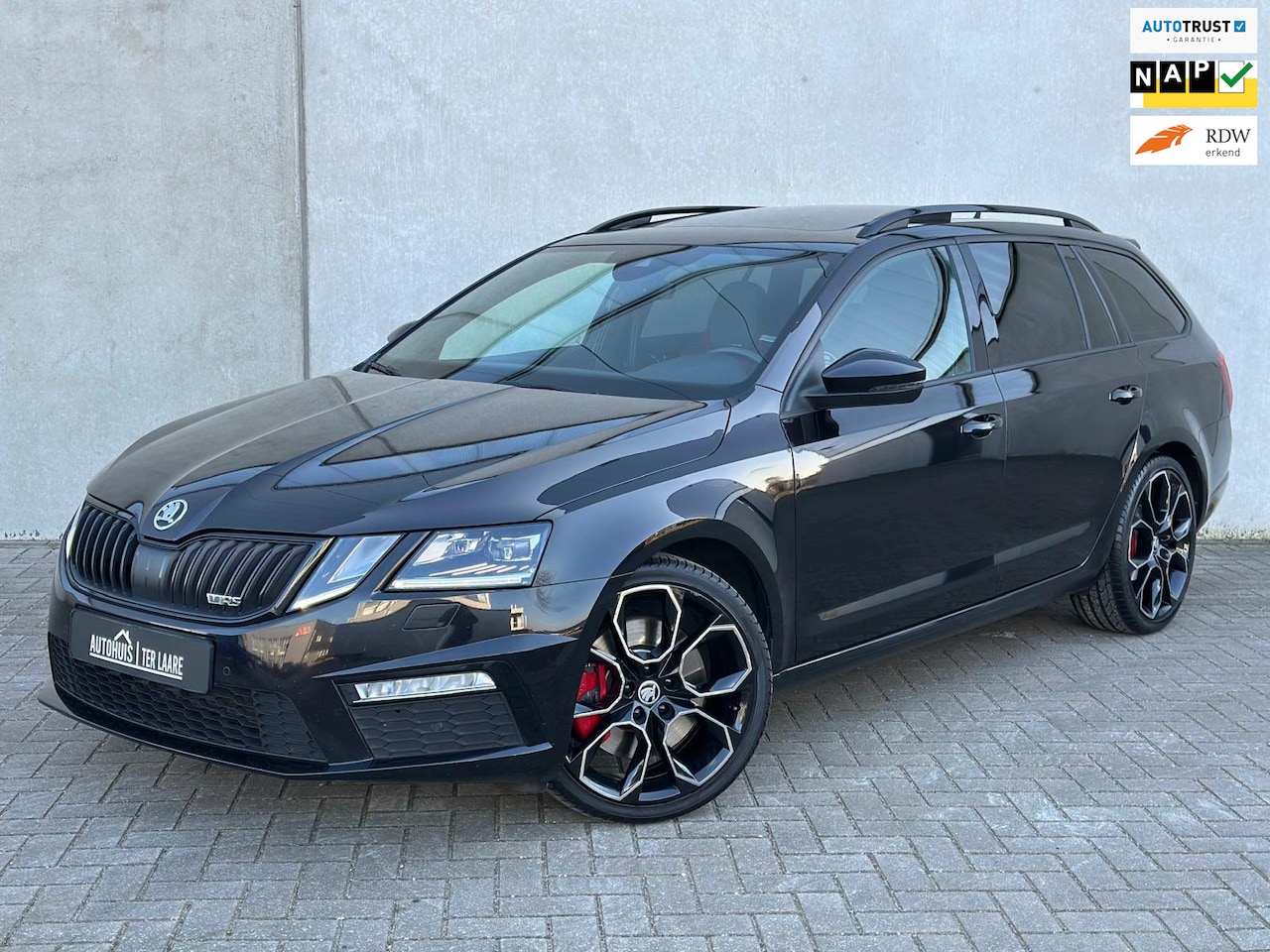 Skoda Octavia - 2.0 TSI RS VRS 230 19'' DSG Pano Canton Camera - AutoWereld.nl