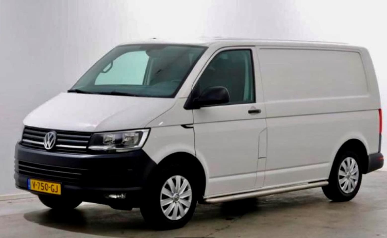 Volkswagen Transporter - 2.0 TDI L1H1 Comfortline T6 150pk - AutoWereld.nl