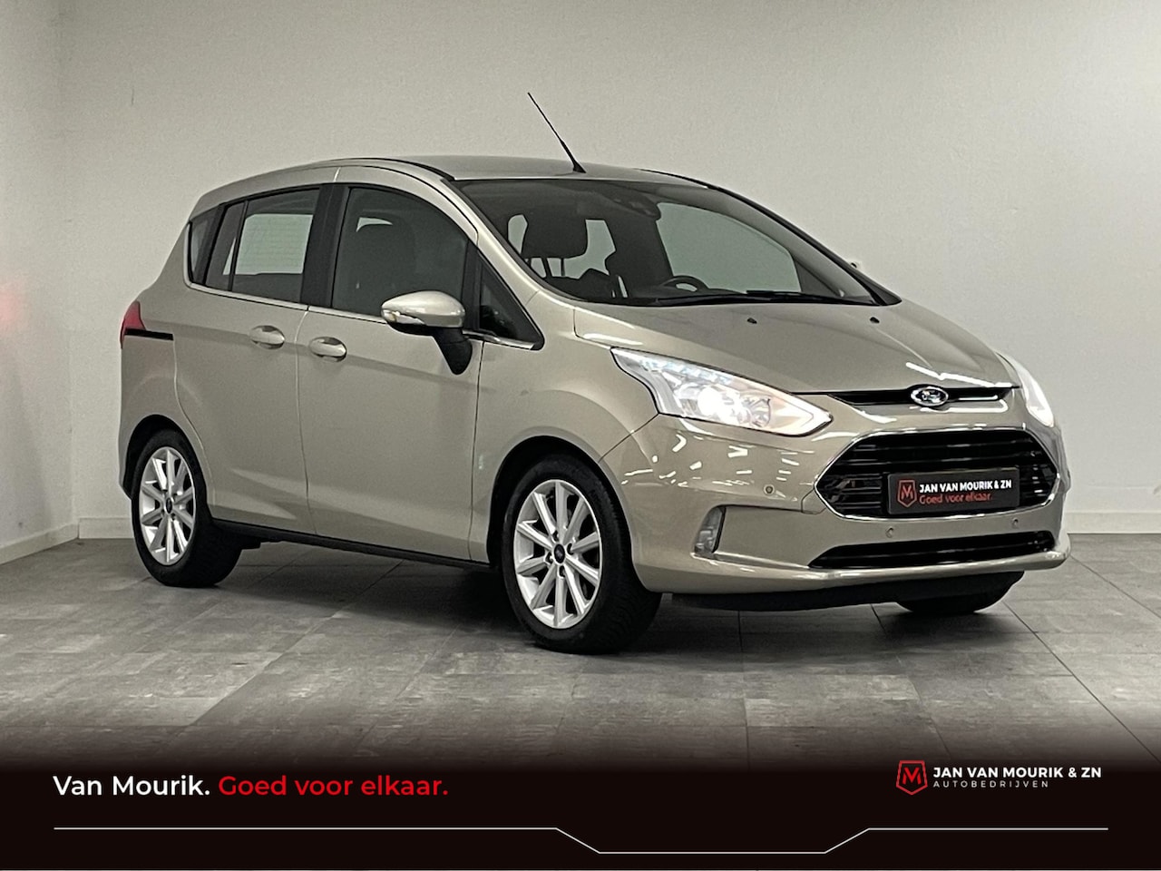 Ford B-Max - 1.0 EcoBoost 100 Titanium | Trekhaak | Camera |  Navigatie | - AutoWereld.nl