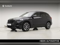 BMW X1 - sDrive18i M-Sport | 19" | Camera | Panorama | Stoelverwarming | Head-Up