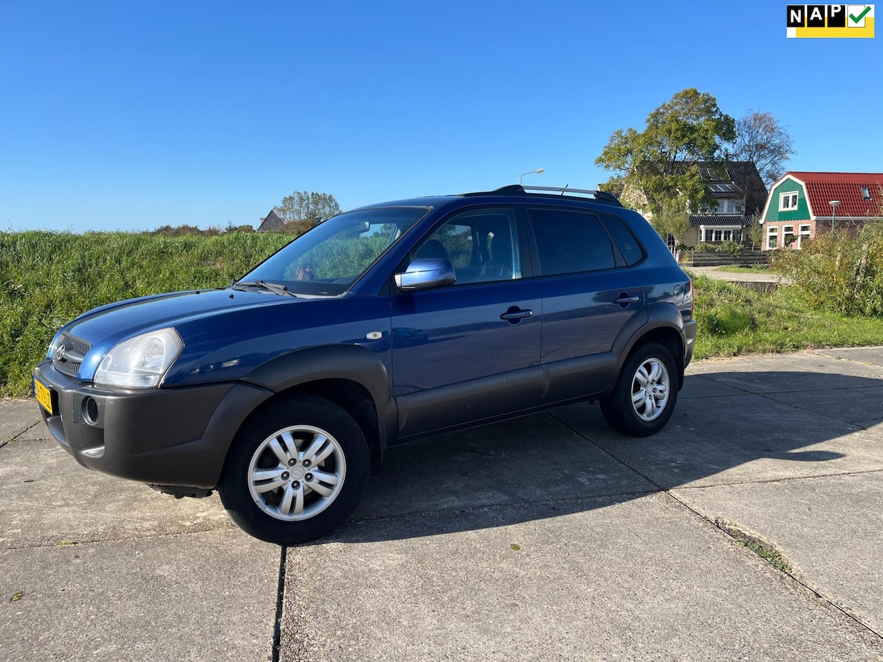 Hyundai Tucson - 2.0i Style 2.0i Style - AutoWereld.nl