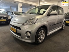 Daihatsu Sirion 2 - 1.3-16V Sport/Airco/Trekhaak/Cruise control/1e eigenaar