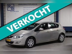 Opel Astra - 1.6 Edition VOL AUTOMAAT / FULL SERVICE / 11-2025 APK