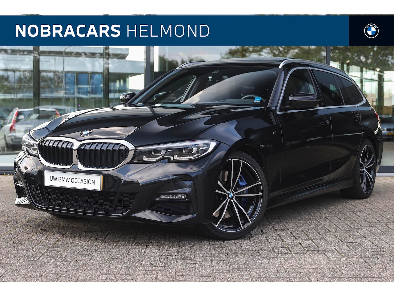 BMW 3-serie Touring - 330i High Executive M Sport Automaat / Panoramadak / Sportstoelen / LED / Head-Up / Parkin - AutoWereld.nl