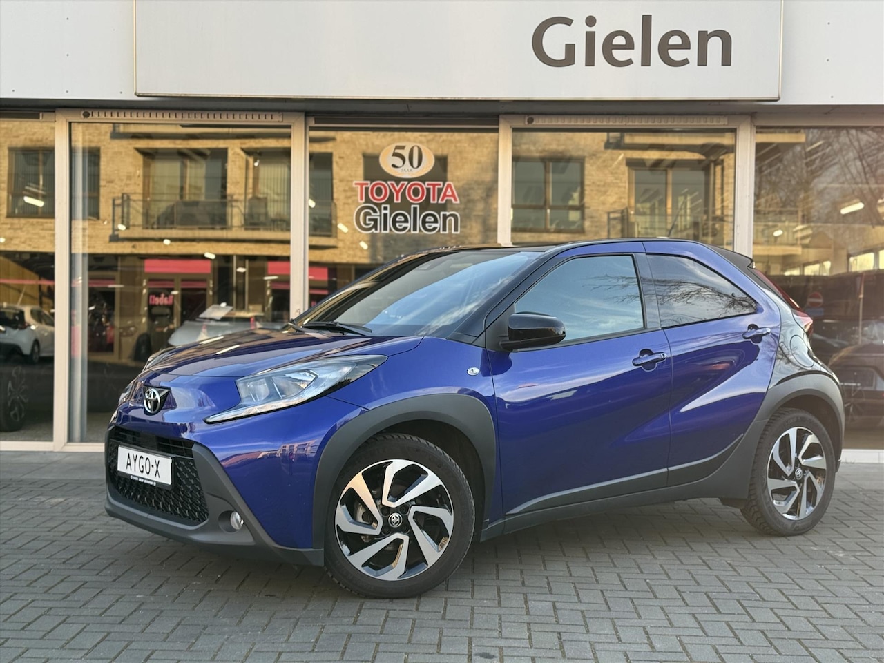 Toyota Aygo X - 1.0 VVT-i Pulse | Bi-tone, Privacy glass, 17 inch, Apple carplay/Android auto, Stoelverwar - AutoWereld.nl