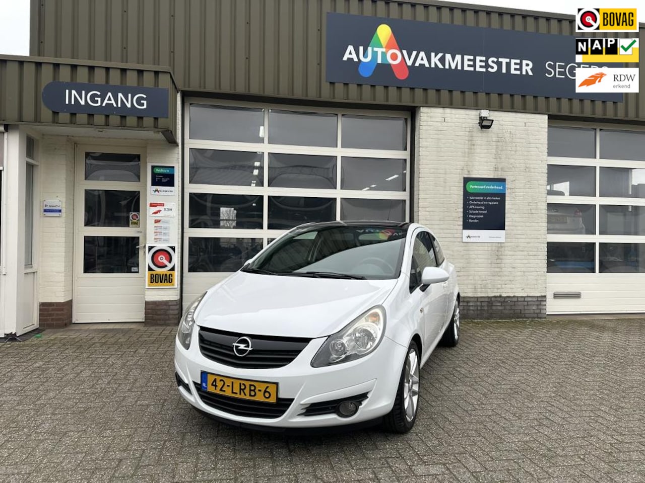 Opel Corsa - 1.4-16V Color Edition|Cruise|Airco|NAP| - AutoWereld.nl