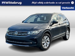 Volkswagen Tiguan - 1.4 TSI eHybrid 245PK DSG Elegance / Panoramadak / Zwenkbare Trekhaak / Digitale Cockpit /