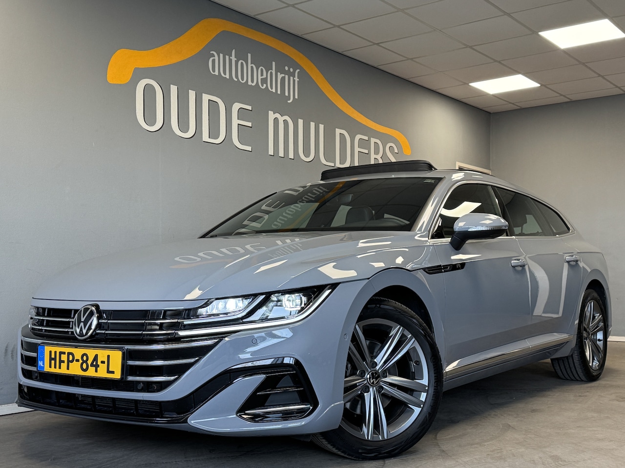 Volkswagen Arteon Shooting Brake - 1.4 TSI eHybrid R-Line 360°Camera/Panoramadak/Trekhaak - AutoWereld.nl