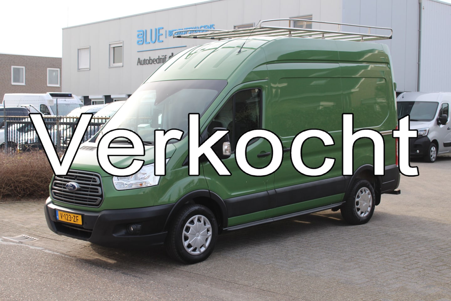 Ford Transit - 310 2.0 TDCI 130PK Euro6 Automaat L2H3 Trend ✓ imperiaal ✓ 2x schuifdeur ✓ trekhaak - AutoWereld.nl