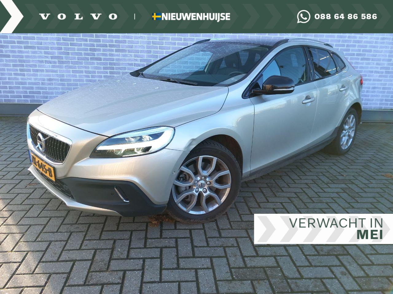 Volvo V40 Cross Country - 1.5 T3 Polar+ Luxury | Navi | Lederen Bekleding | Panoramadak | Stoelverwarming | Getint G - AutoWereld.nl