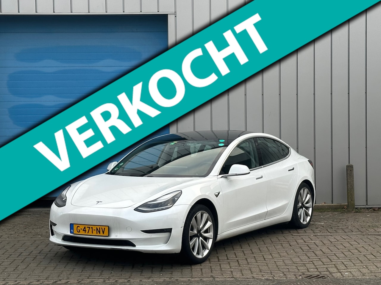 Tesla Model 3 - Long Range RWD Long Range AWD 75 kWh SOH 85% TREKHAAK KM 169294 - AutoWereld.nl