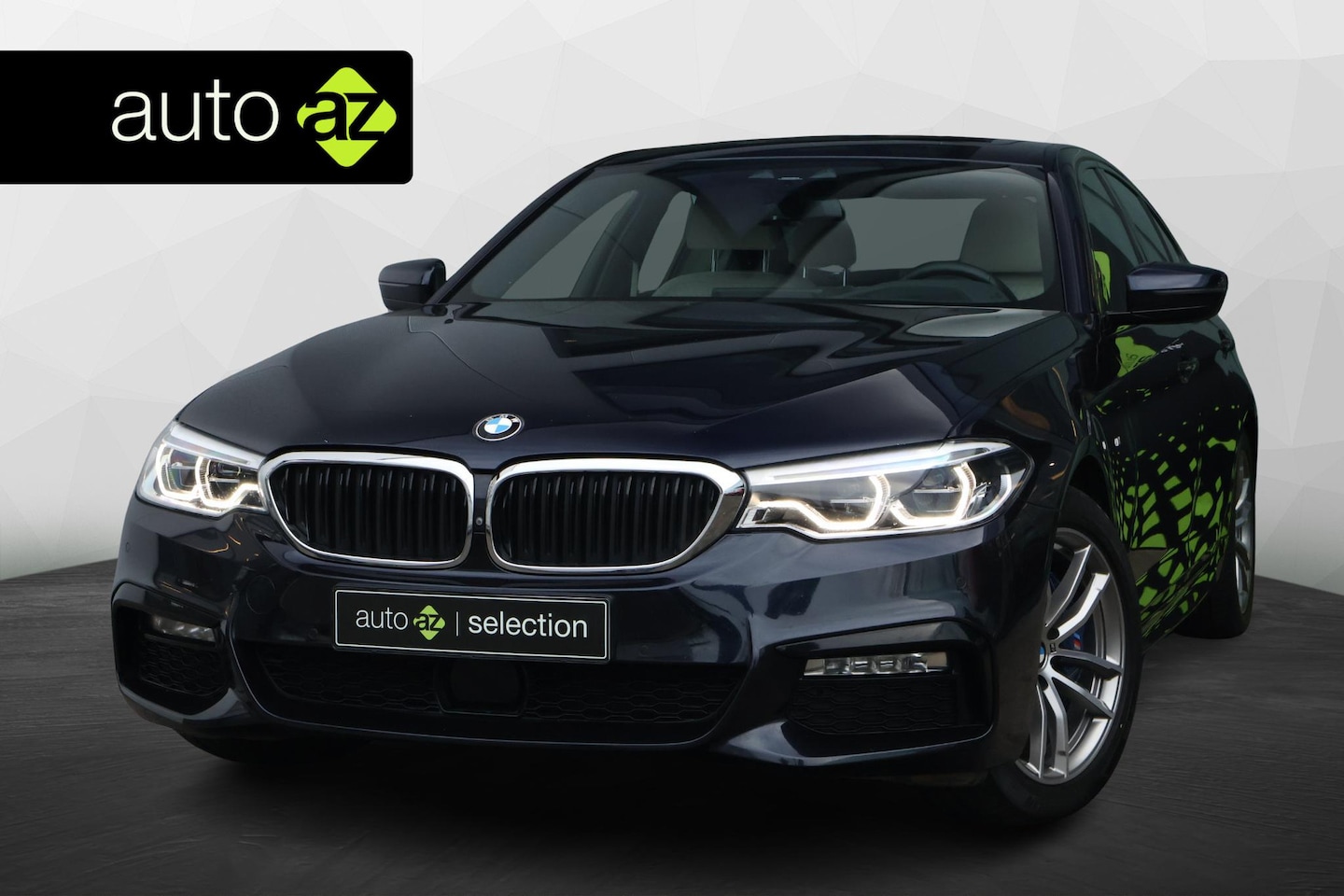 BMW 5-serie - 530d xDrive High Executive M sport Pano - AutoWereld.nl