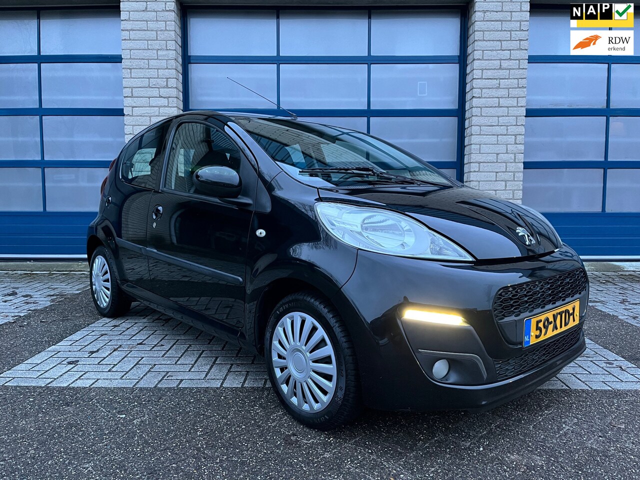 Peugeot 107 - 1.0 Envy 5drs - Airco - isofix - Dealer onderhouden - 1e eigenaar - NAP - AutoWereld.nl