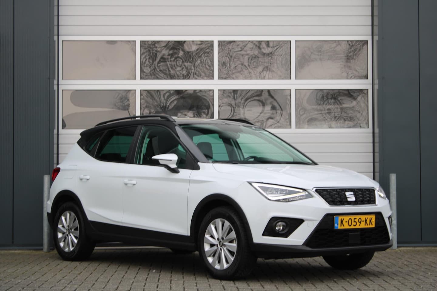 Seat Arona - 1.0 TSI Style Business Intense Plus AdapCruise/Nav/Bluetooth/Keyless/Virtual/Camera/PDC/Ap - AutoWereld.nl