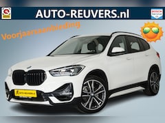 BMW X1 - sDrive18i High Executive / LED / Navi / Cam / Trekhaak