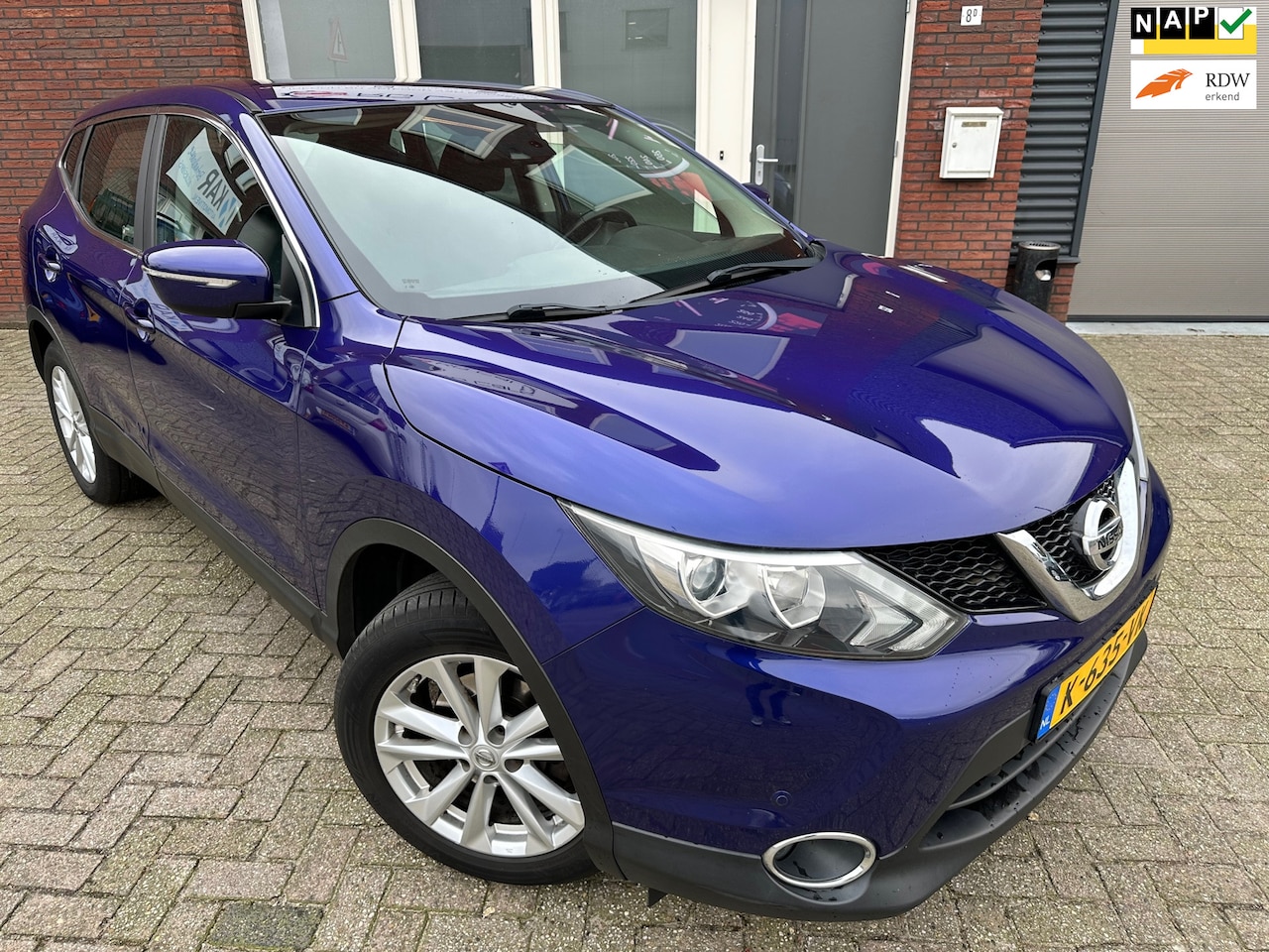 Nissan Qashqai - 1.2 Acenta / Navi / Camera / PDC / DAB+ - AutoWereld.nl