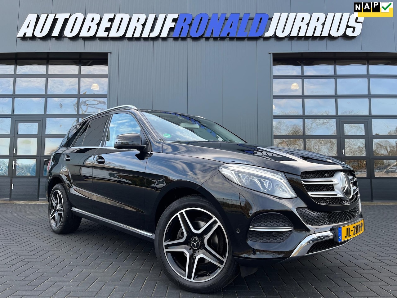 Mercedes-Benz GLE-Klasse - 250 d 4MATIC AMG Panoramadak/Leder/Camera/Groot Navigatie/Trekhaak - AutoWereld.nl