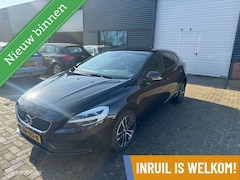 Volvo V40 - 2.0 D2 Momentum / ACC/ BLIS / PDC /