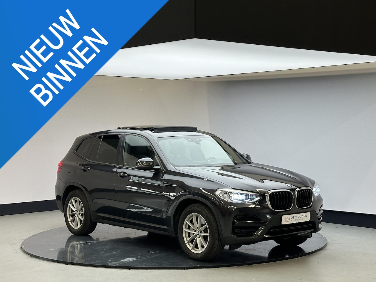 BMW X3 - xDrive30i High Executive | Panoramadak | Elec stoel |Elec klep | Head up disp | Trekhaak | - AutoWereld.nl