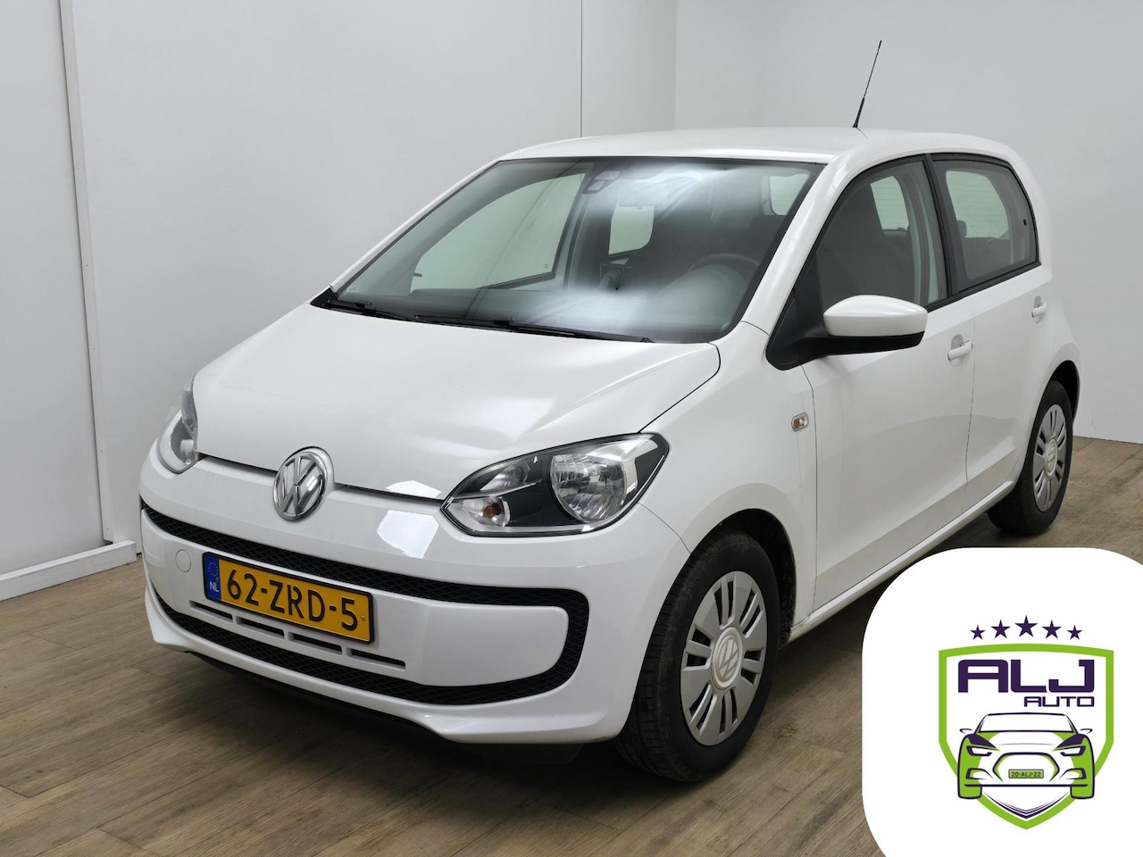 Volkswagen Up! - Occasion 1.0 up! BlueMotion met airco en navigatie | Tweedehands Volkswagen Up in wit | We - AutoWereld.nl