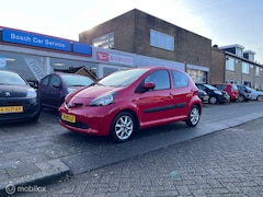 Toyota Aygo - 1.0-12V + | 12 MAANDEN GARANTIE