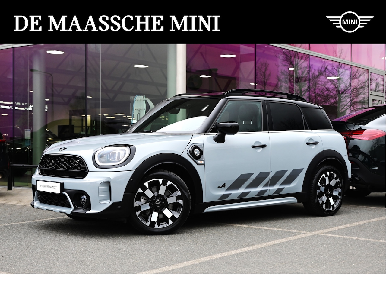 MINI Countryman - Cooper S E ALL4 Untamed Automaat / Panoramadak / Stoelverwarming / Adaptieve LED / Park As - AutoWereld.nl