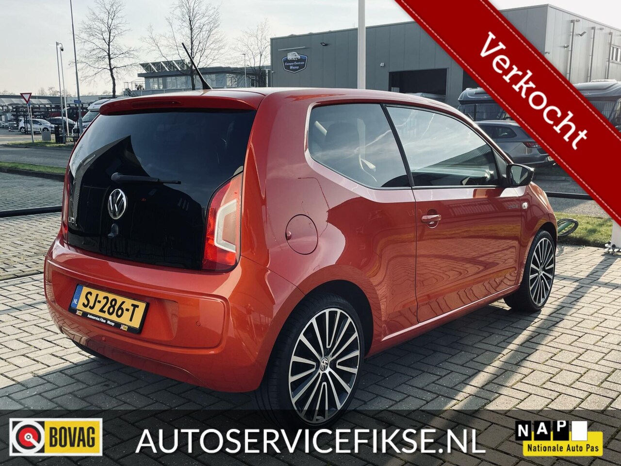 Volkswagen Up! - 1.0 HIGH UP! PDC - NAVI - CRUISE - 17 INCH - AutoWereld.nl