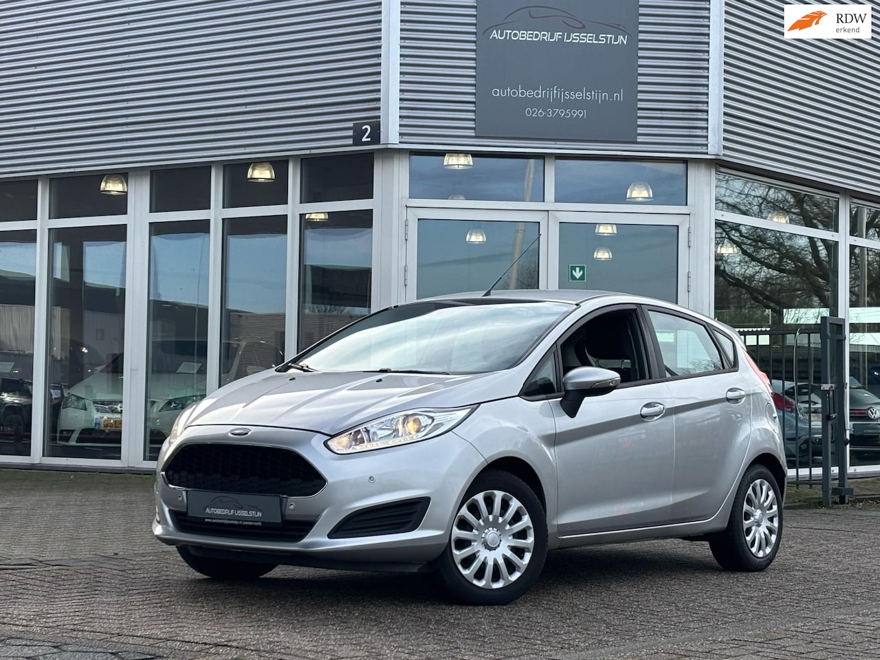 Ford Fiesta - 1.0 5 Deurs / Airco / Pdc Voor en Achter . - AutoWereld.nl