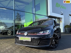 Volkswagen Golf - 2.0 TSI GTI * Panoramadak * Leer * Navigatie * Camera