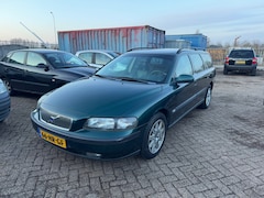 Volvo V70 - 2.4 Comfort Line