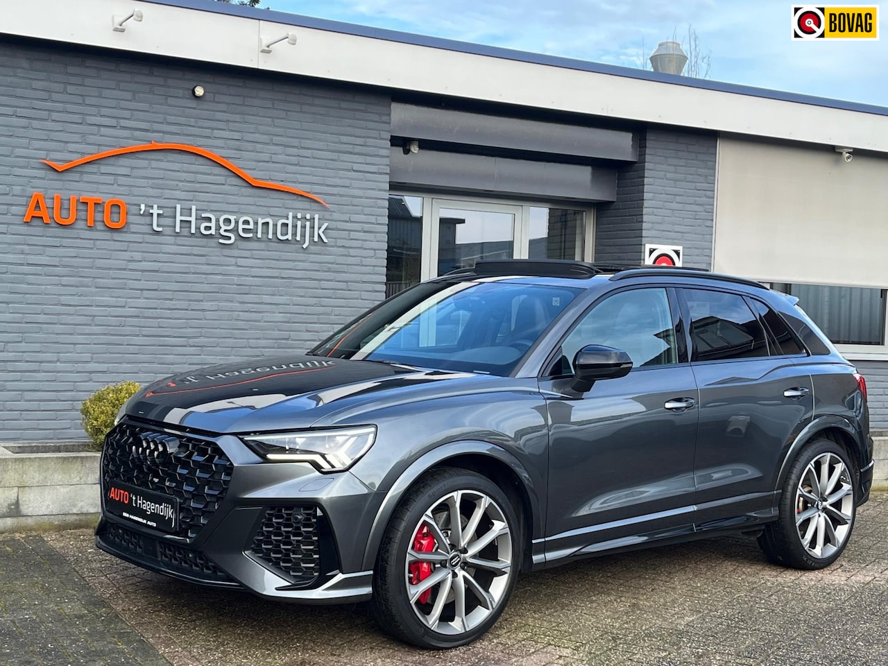 Audi Q3 - TFSI RS RSQ3 pano trekh carbon 360 21" sfeer B&O - AutoWereld.nl