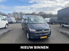 Volkswagen Transporter - 2.0 TDI L2H1 Highline | Airco | Navigatie | Parkeerhulp voor + achter | Trekhaak | Schuifd