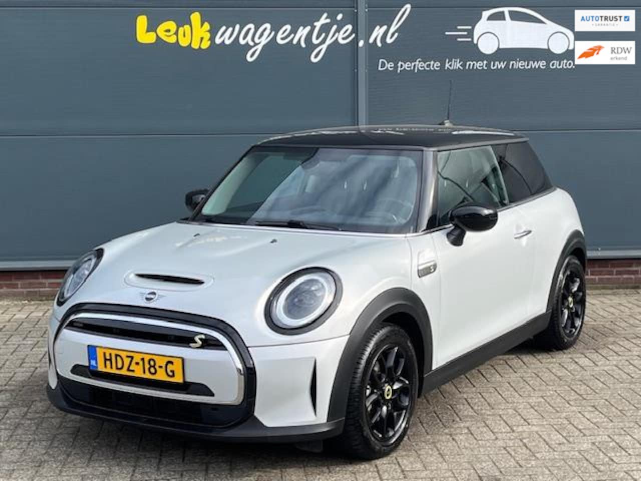 MINI Mini-Electric - Collection 33 kWh *wit metallic *stoelv. - AutoWereld.nl