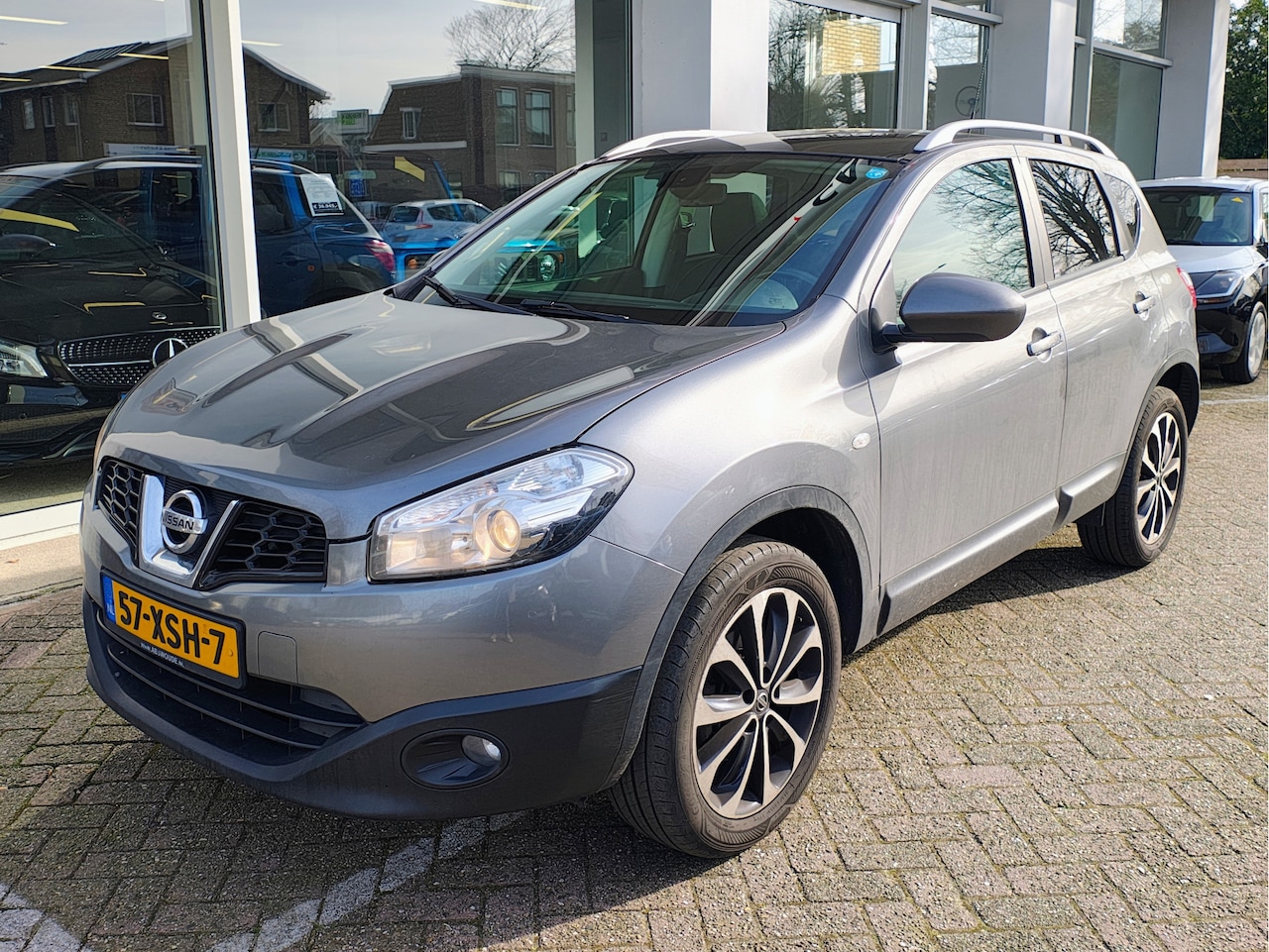 Nissan Qashqai - 1.6 CONNECT EDITION Panoramadak | Navigatie | Cruise Control - AutoWereld.nl