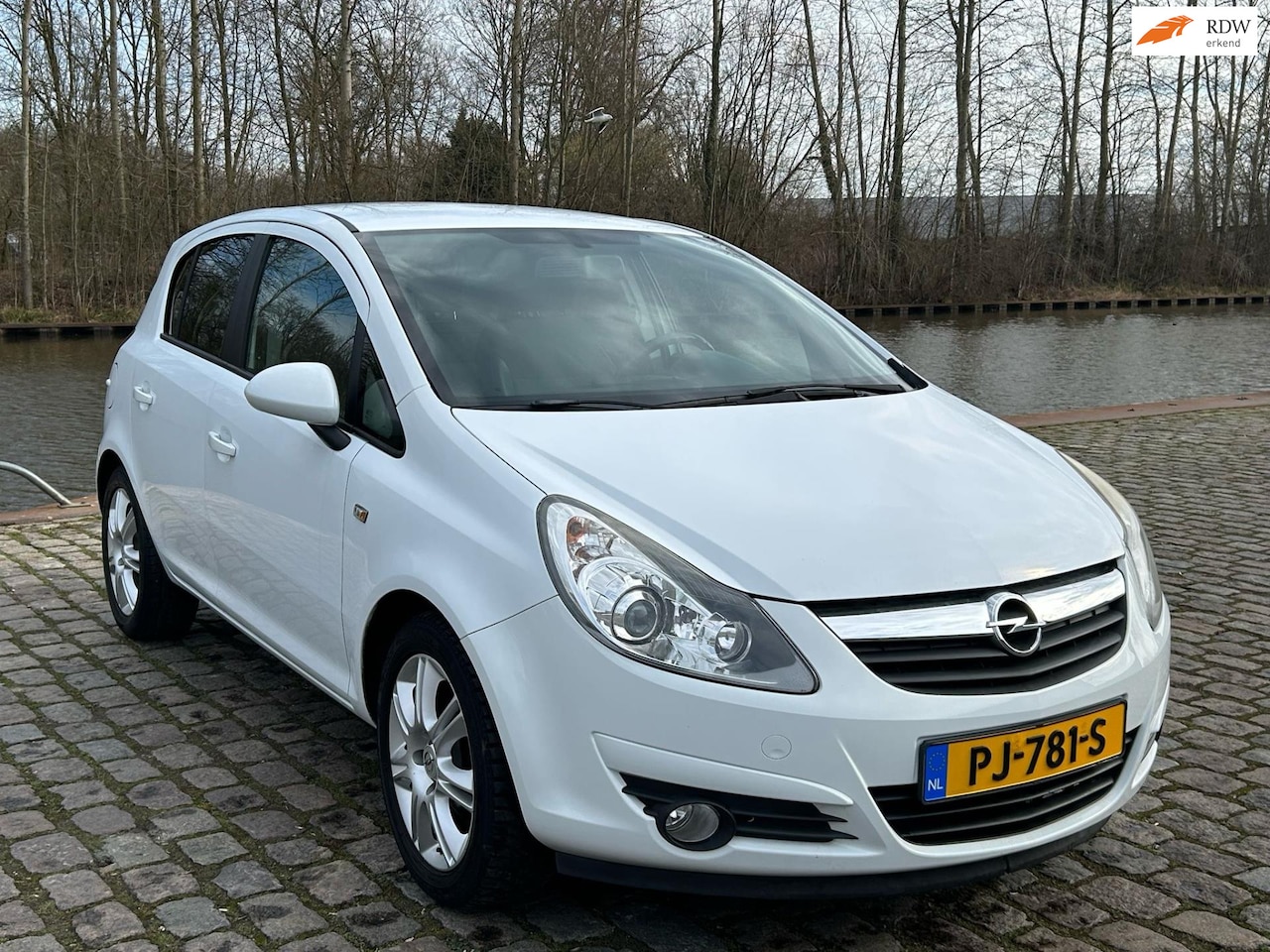 Opel Corsa - 1.0-12V Essentia airco elektrische ramen cv op afs - AutoWereld.nl