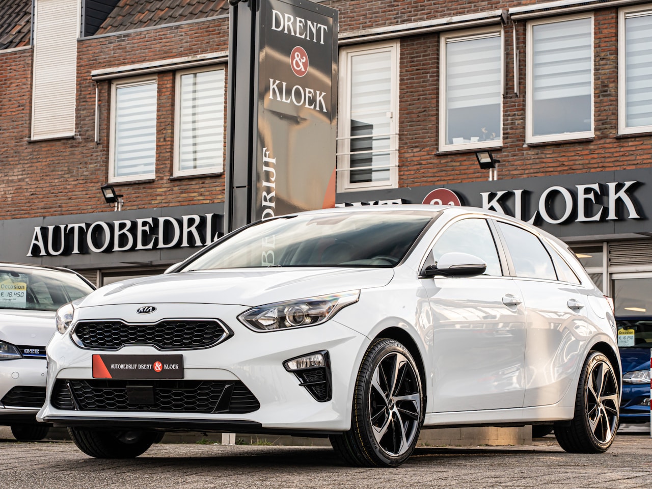 Kia Cee'd - Ceed 1.4 T-GDi DynamicPlusLine ORG NL CAMERA 18 INCH STOEL EN STUURVERW HALF LEDER - AutoWereld.nl