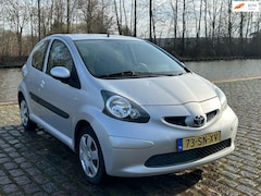 Toyota Aygo - 1.0-12V + Automaat