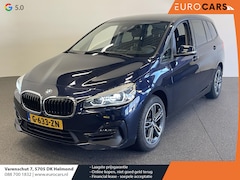 BMW 2-serie Gran Tourer - 218i 7 Persoons Sport Edition Navi Plus Trekhaak Adaptive Cruise Control PDC VA Head Up Di