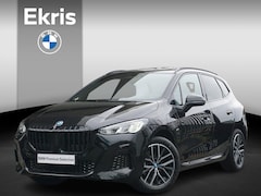 BMW 2-serie Active Tourer - 225e xDrive Aut. M Sportpakket / 18" LMV / Panoramadak / Harman Kardon / Driving Assistant