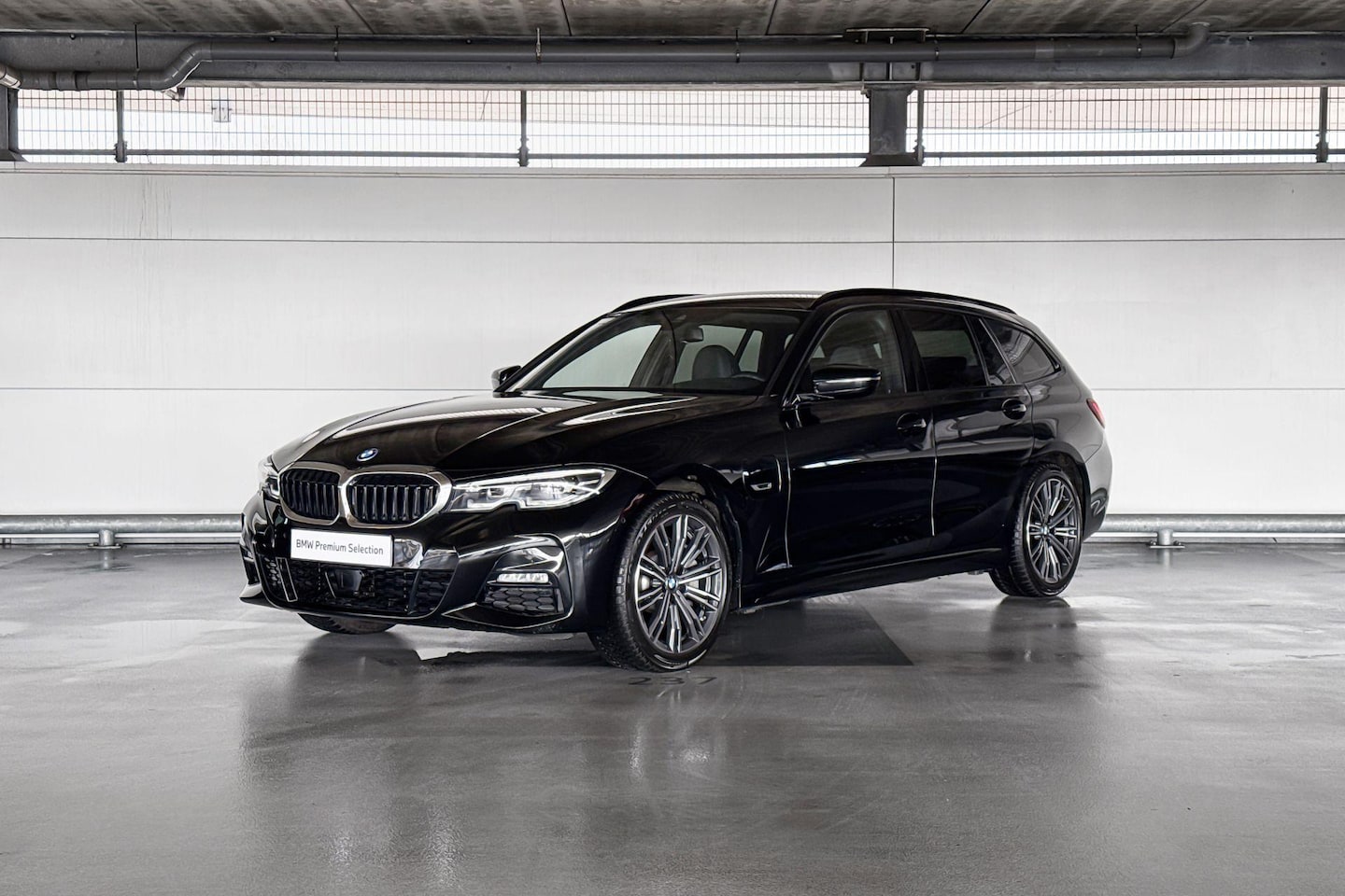 BMW 3-serie Touring - 330e 330e - AutoWereld.nl