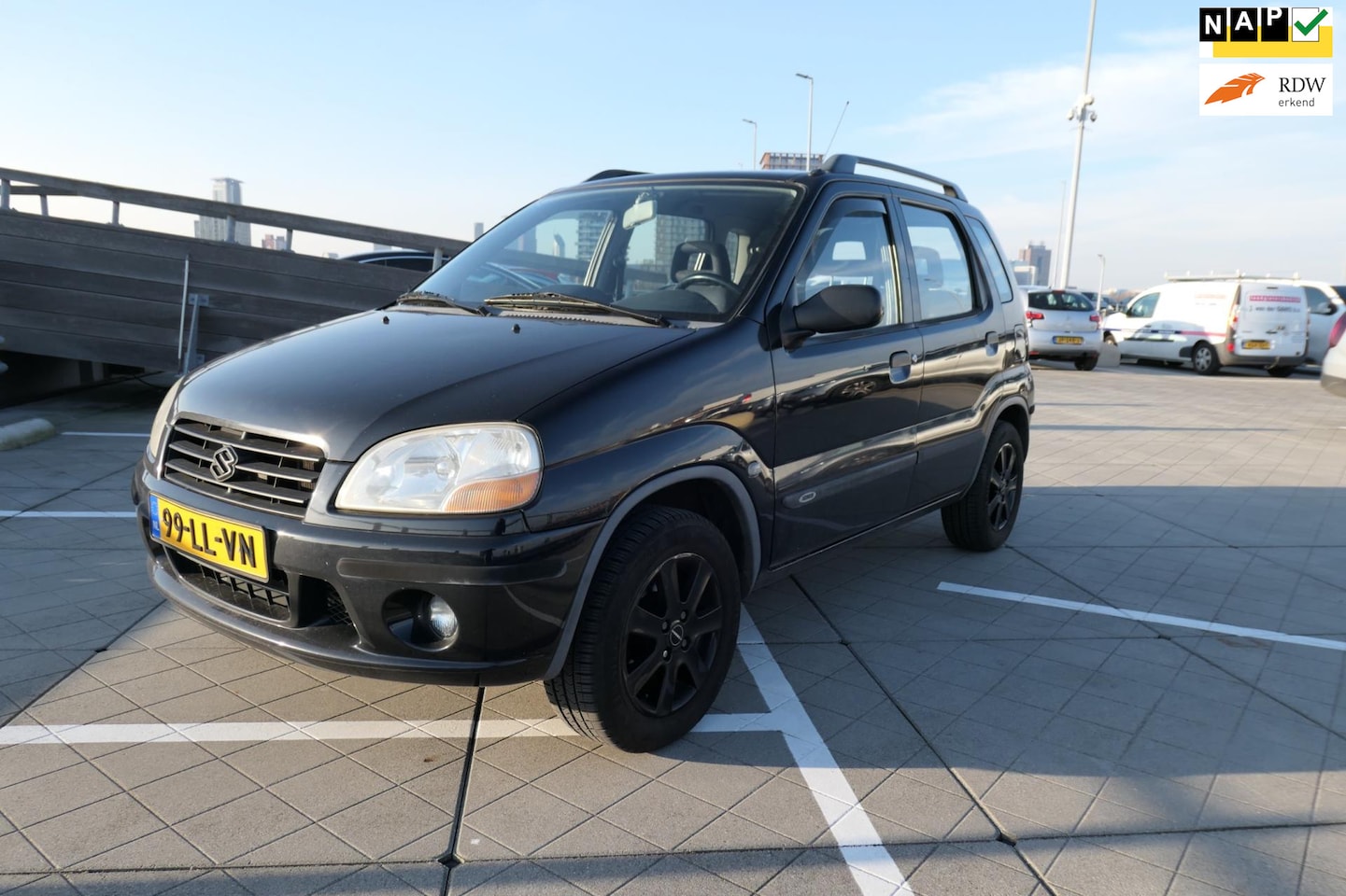 Suzuki Ignis - 1.3-16V GS Automaat/Apk/Nap/Cd/Boekjes - AutoWereld.nl